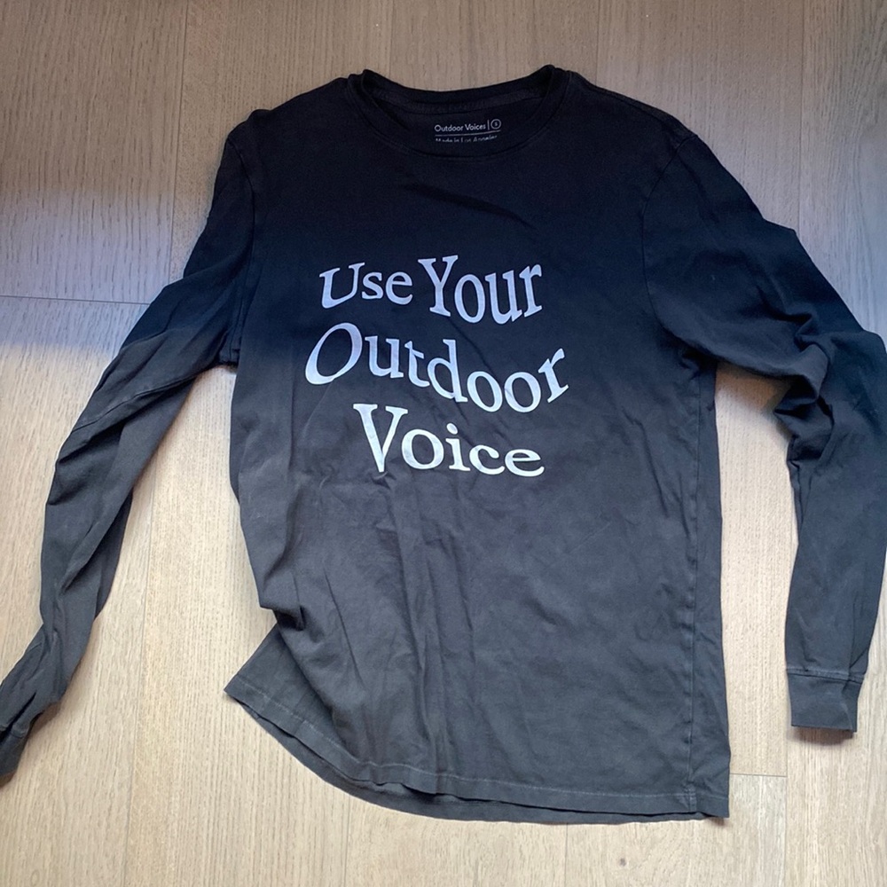 Outdoor voices long sleeve shirt (S)